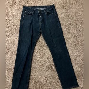 DL1961 Russell size 33